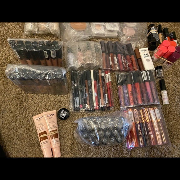HUGE NYX lot - Picture 2 of 4